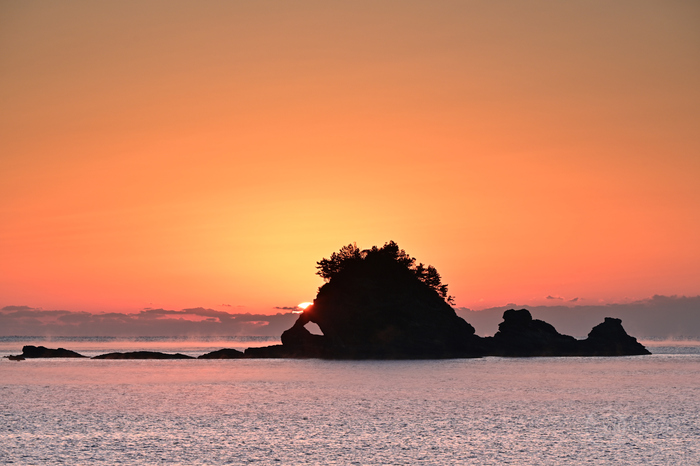 ニコン Nikon Z7II ／ 和歌山 串本 マルミフィルターで撮る鯛島の